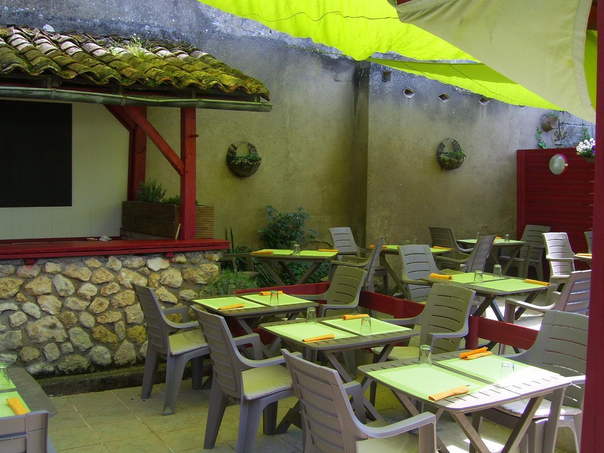Hotel Restaurant De L'Union Мирамбо Экстерьер фото